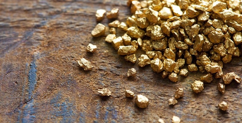 Goud prijs naar recordhoogte, maar het is niet al goud wat blinkt. Top 5 meest waardevolle edelmetalen.