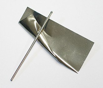 330px Feuille et fil de rhodium