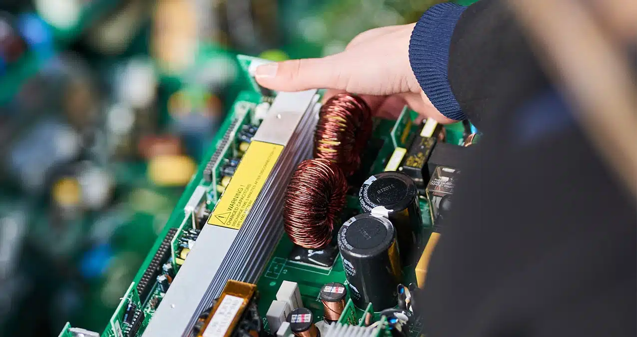 KH METALS Computer recycling